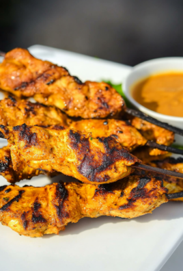 Thai Chicken Satay with Spicy Peanut Dipping Sauce