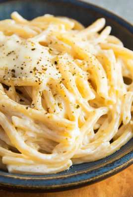 10-Minute Cream Cheese Pasta