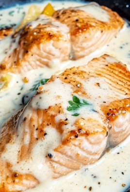 Salmon with Lemon Cream Sauce